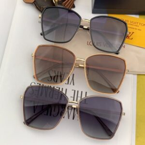 Louis Vuitton Womens Sunglasses with Origin Box L9011