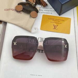 Louis Vuitton Womens Sunglasses with Origin Box L1299