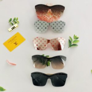 Louis Vuitton Womens Sunglasses with Origin Box