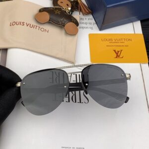 Louis Vuitton Mens Sunglasses with Origin Box L1690
