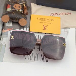 Louis Vuitton Womens Sunglasses with Origin Box L0923