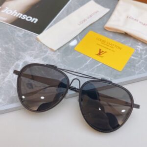 Louis Vuitton Men Womens Sunglasses with Origin Box Z4013E
