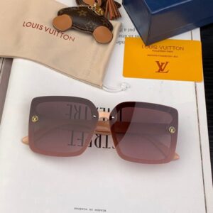 Louis Vuitton Womens Sunglasses with Origin Box L8001